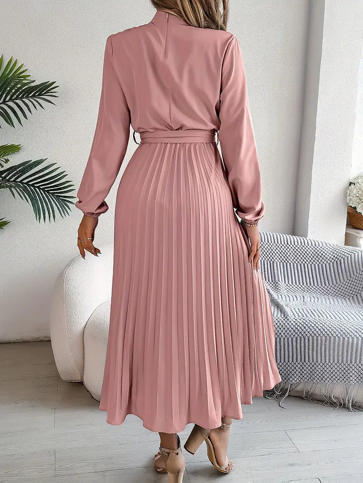 Nolira | Women's Pleated Belted Long Sleeve Midi Dress