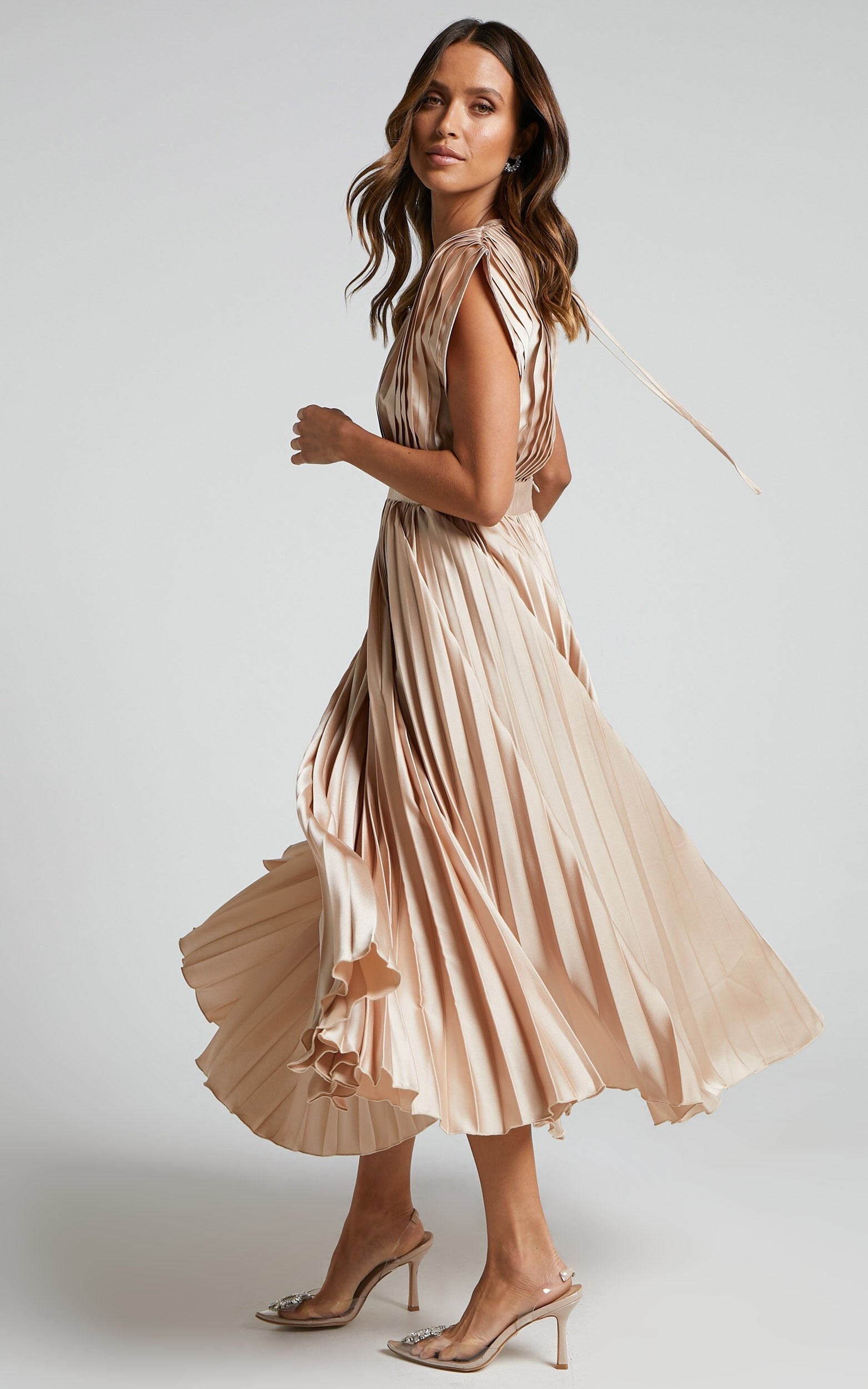Eulalia | Women's Elegant V-Neck Pleated Midi Dress