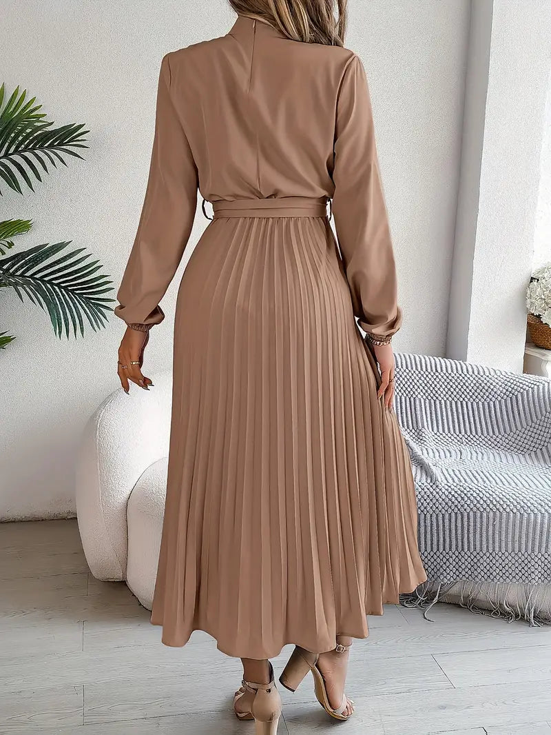 Nolira | Women's Pleated Belted Long Sleeve Midi Dress