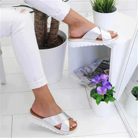 Nadia | Women's Crossover Platform Slide Sandals