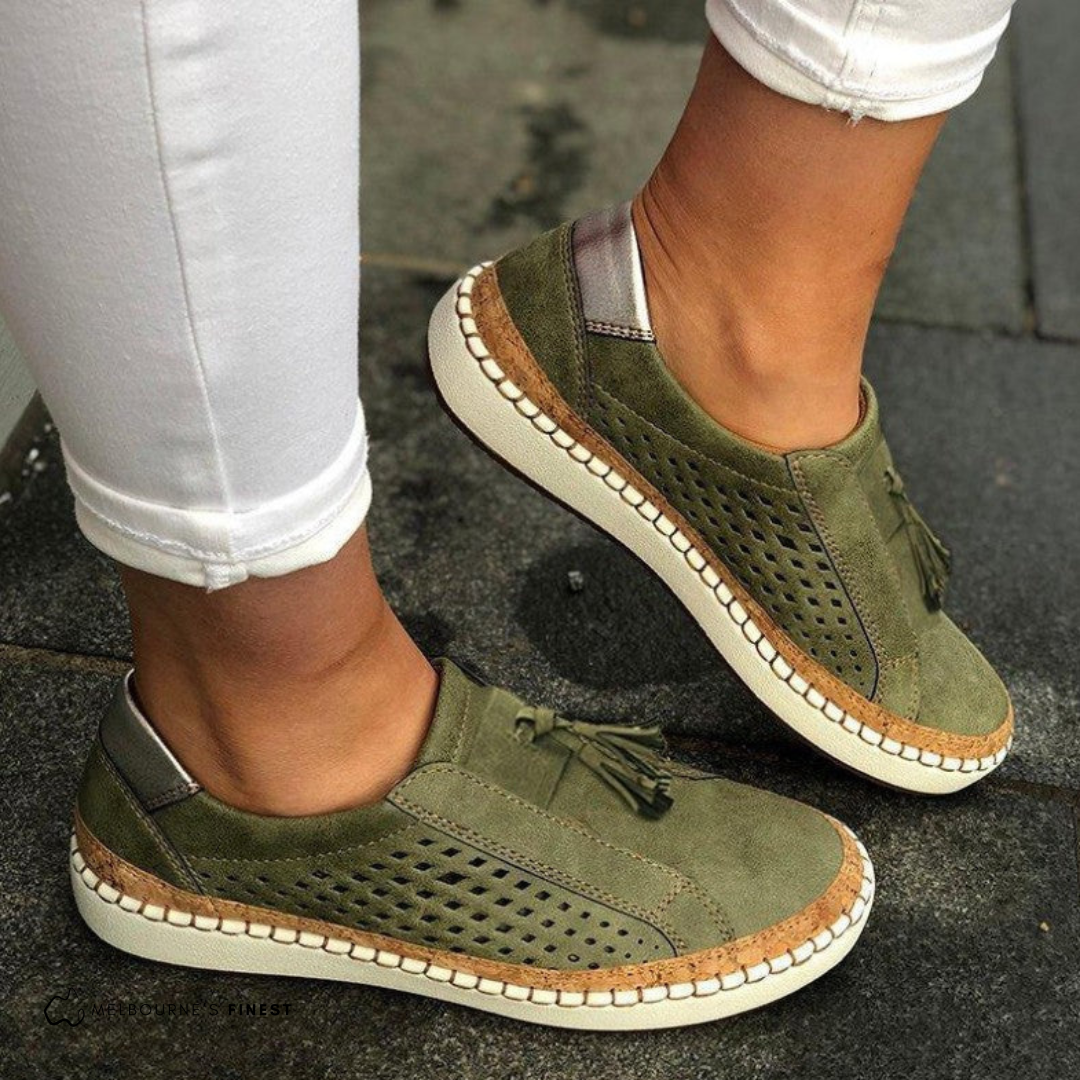 Tanaquil | Women's Tassel Lace Slip-On Sneakers