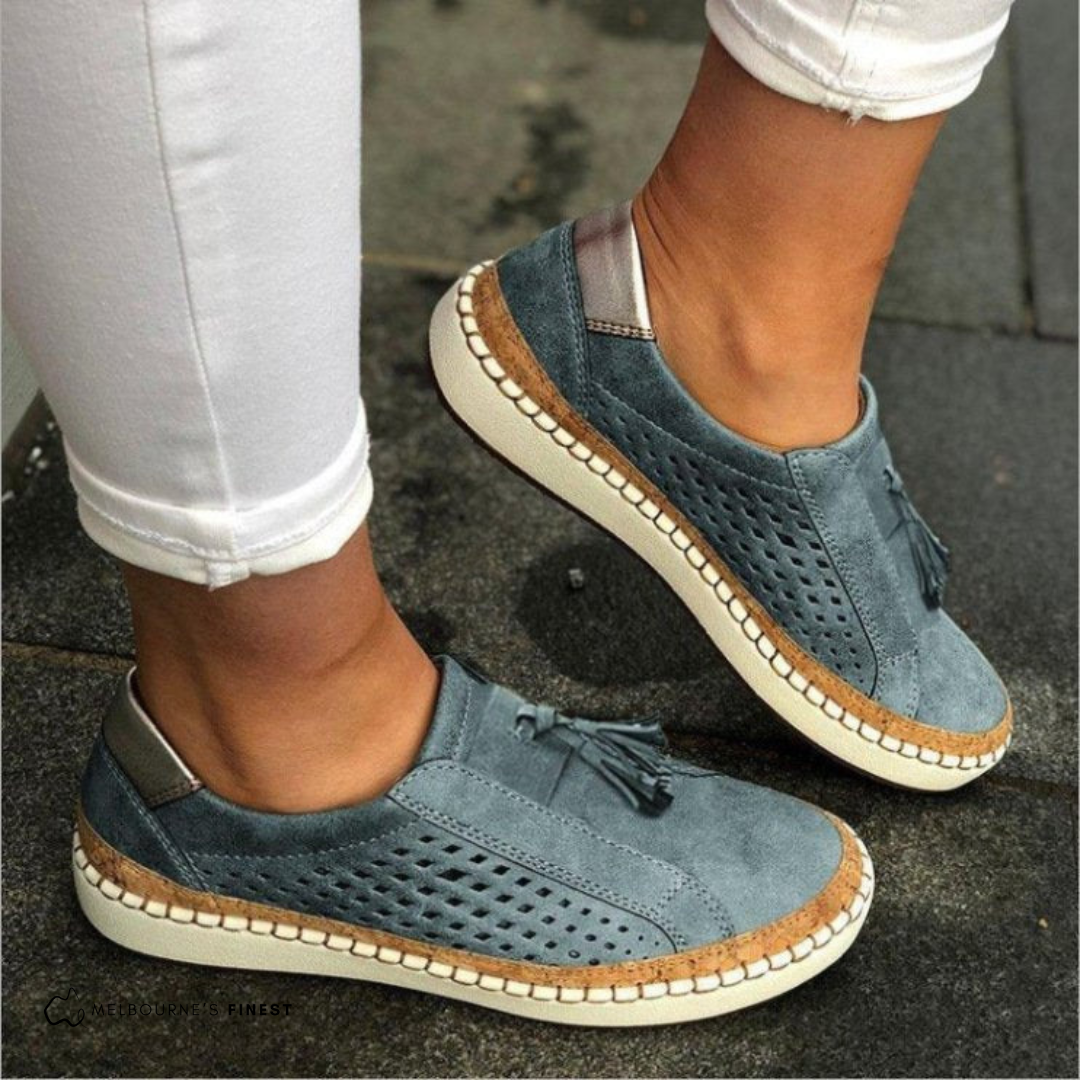 Tanaquil | Women's Tassel Lace Slip-On Sneakers