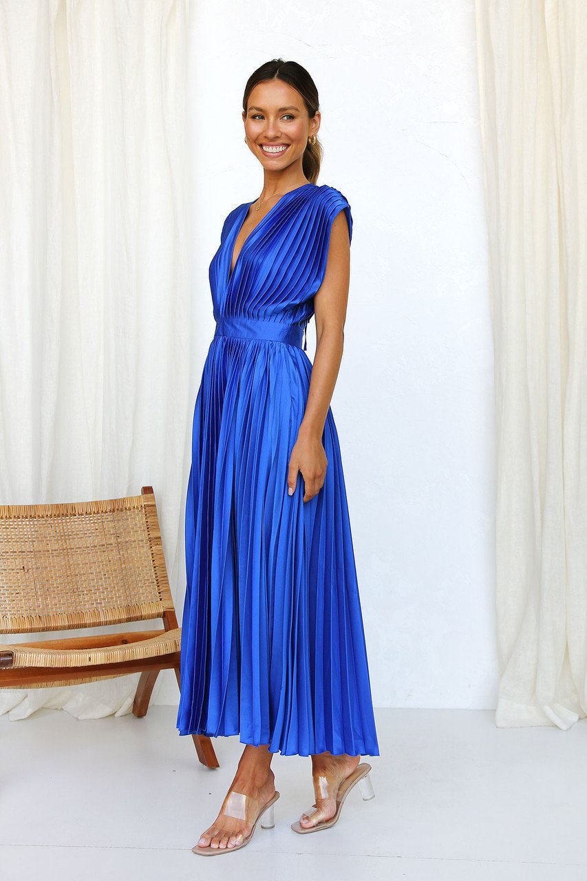 Eulalia | Women's Elegant V-Neck Pleated Midi Dress
