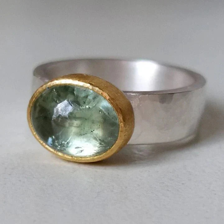 Zorwen | Women's Vintage Stone Statement Ring
