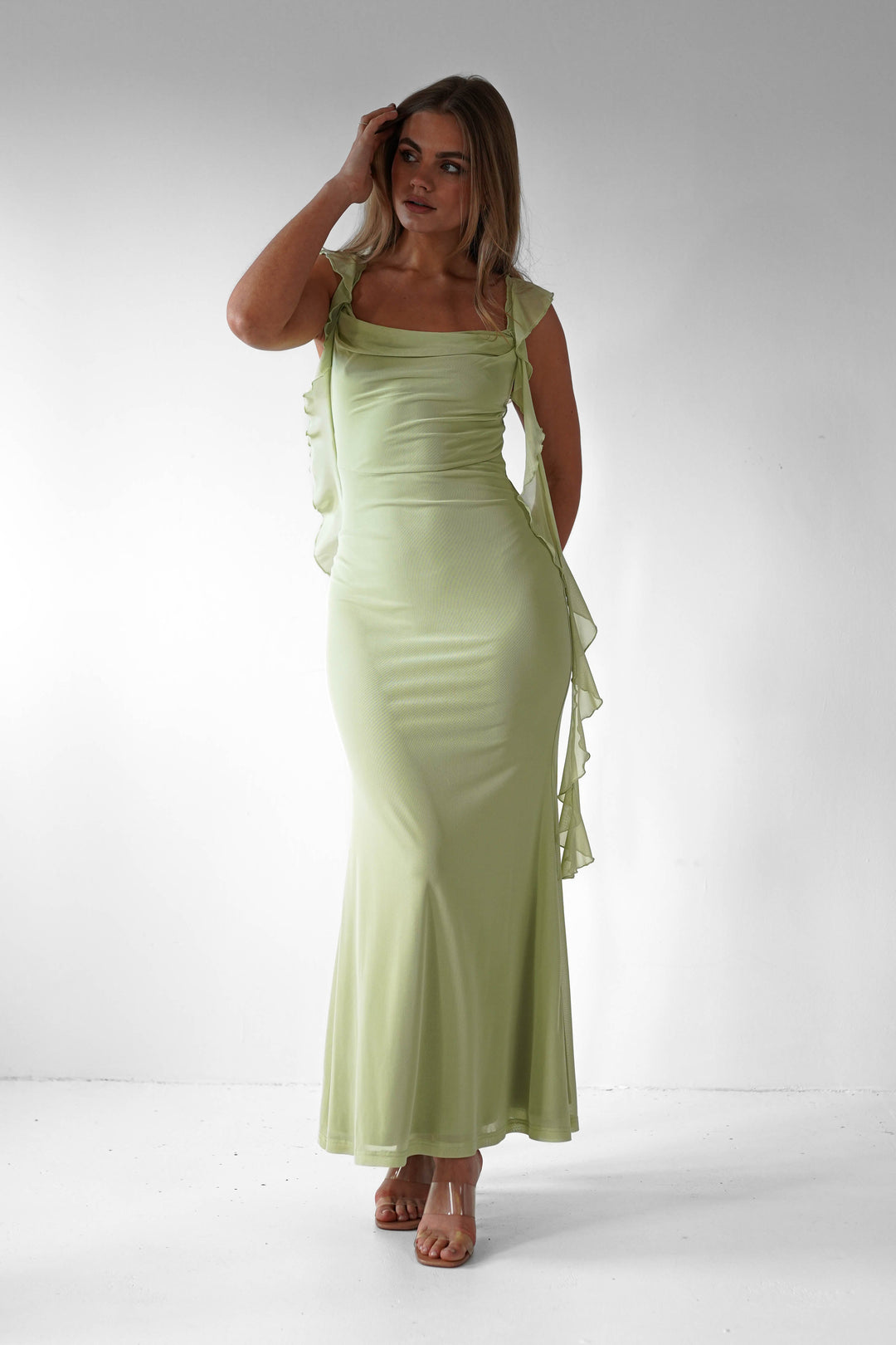 Virel | Women's Elegant Ruffle Strap Maxi Prom Dress