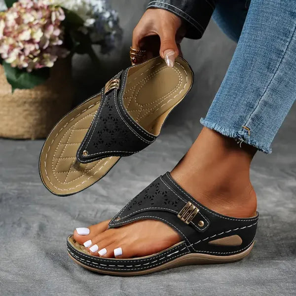 Solange | Women's Buckle Thong Sandals