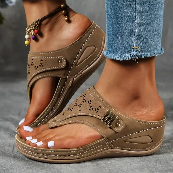 Solange | Women's Buckle Thong Sandals
